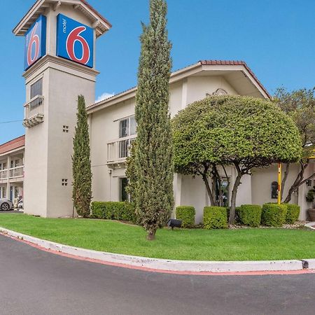 Motel 6-Dallas, TX - Market Center Buitenkant foto