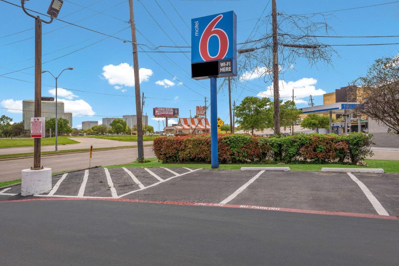 Motel 6-Dallas, TX - Market Center Buitenkant foto