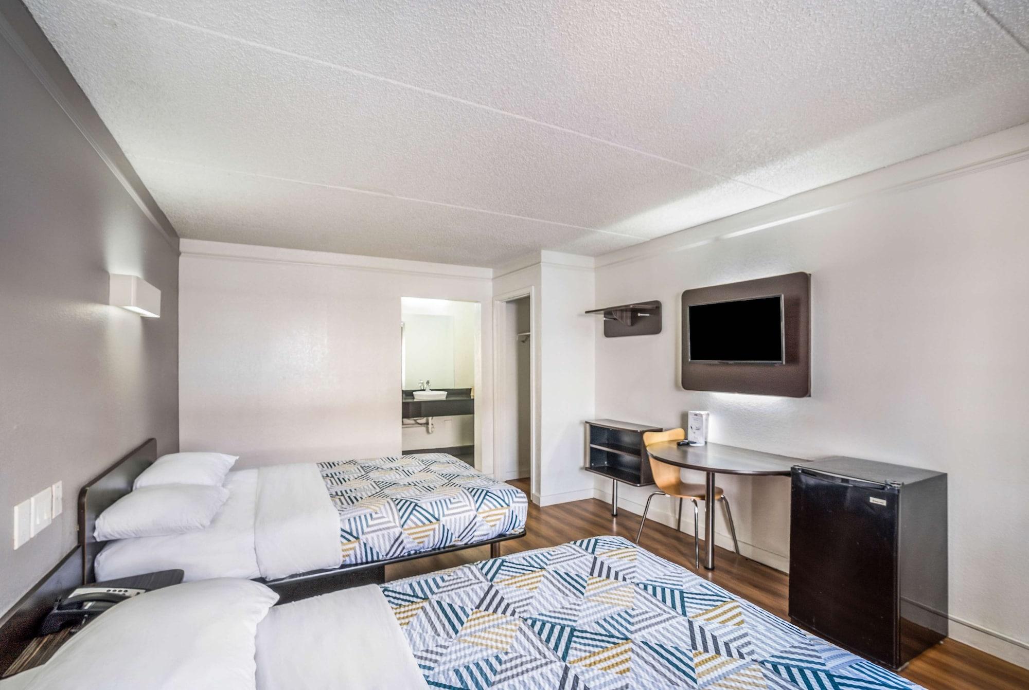 Motel 6-Dallas, TX - Market Center Buitenkant foto